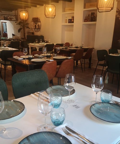 interior del restaurante la perdida sevilla